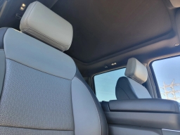 Ford F-150 Lightning LARIAT 4WD SuperCrew 5.5' Box 2025