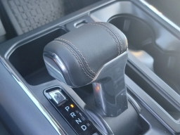 Ford F-150 Lightning LARIAT 4WD SuperCrew 5.5' Box 2025