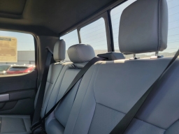 Ford F-150 Lightning LARIAT 4WD SuperCrew 5.5' Box 2025