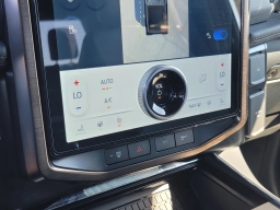 Ford F-150 Lightning LARIAT 4WD SuperCrew 5.5' Box 2025