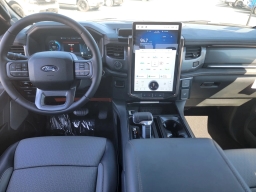 Ford F-150 Lightning LARIAT 4WD SuperCrew 5.5' Box 2025