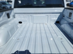 Ford F-150 Lightning LARIAT 4WD SuperCrew 5.5' Box 2025