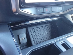 Ford F-150 Lightning LARIAT 4WD SuperCrew 5.5' Box 2025