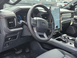 Ford F-150 Lightning LARIAT 4WD SuperCrew 5.5' Box 2025