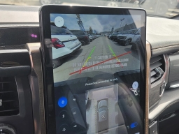 Ford F-150 Lightning LARIAT 4WD SuperCrew 5.5' Box 2025