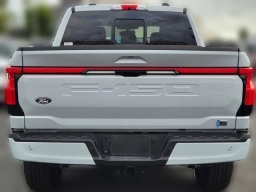 Ford F-150 Lightning LARIAT 4WD SuperCrew 5.5' Box 2025