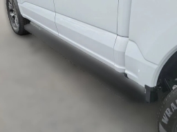 Ford F-150 Lightning LARIAT 4WD SuperCrew 5.5' Box 2025