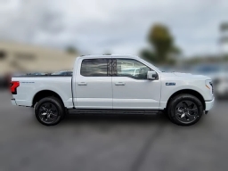 Ford F-150 Lightning LARIAT 4WD SuperCrew 5.5' Box 2025
