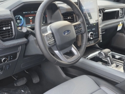 Ford F-150 Lightning LARIAT 4WD SuperCrew 5.5' Box 2025