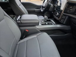 Ford F-150 Lightning LARIAT 4WD SuperCrew 5.5' Box 2025