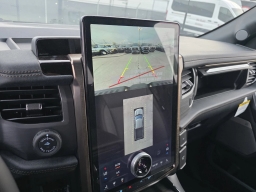 Ford F-150 Lightning LARIAT 4WD SuperCrew 5.5' Box 2025