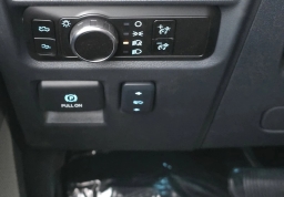 Ford F-150 Lightning LARIAT 4WD SuperCrew 5.5' Box 2025