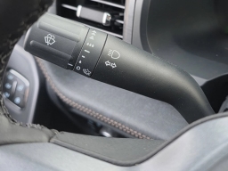 Ford F-150 Lightning LARIAT 4WD SuperCrew 5.5' Box 2025