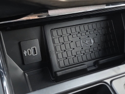 Ford F-150 Lightning LARIAT 4WD SuperCrew 5.5' Box 2025