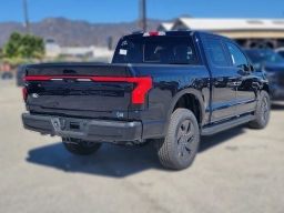 Ford F-150 Lightning LARIAT 4WD SuperCrew 5.5' Box 2025