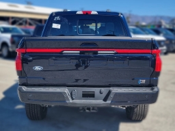 Ford F-150 Lightning LARIAT 4WD SuperCrew 5.5' Box 2025