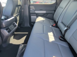 Ford F-150 Lightning LARIAT 4WD SuperCrew 5.5' Box 2025