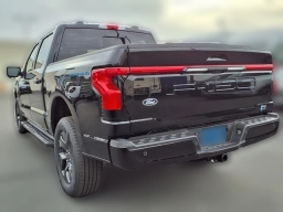 Ford F-150 Lightning LARIAT 4WD SuperCrew 5.5' Box 2025