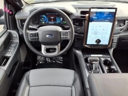 Ford F-150 Lightning LARIAT 4WD SuperCrew 5.5' Box 2025