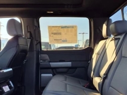 Ford F-150 Lightning LARIAT 4WD SuperCrew 5.5' Box 2025