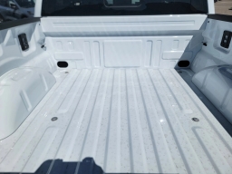 Ford F-150 Lightning LARIAT 4WD SuperCrew 5.5' Box 2025