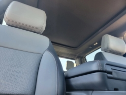 Ford F-150 Lightning LARIAT 4WD SuperCrew 5.5' Box 2025