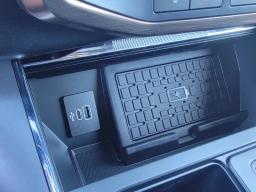 Ford F-150 Lightning LARIAT 4WD SuperCrew 5.5' Box 2025