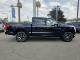 Ford F-150 Lightning LARIAT 4WD SuperCrew 5.5' Box 2025