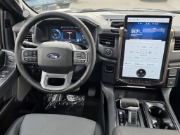 Ford F-150 Lightning LARIAT 4WD SuperCrew 5.5' Box 2025