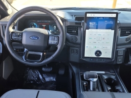 Ford F-150 Lightning Platinum 4WD SuperCrew 5.5' Box 2025