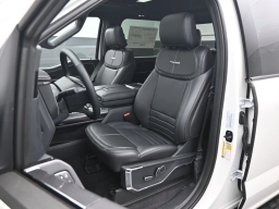 Ford F-150 Lightning Platinum 4WD SuperCrew 5.5' Box 2025