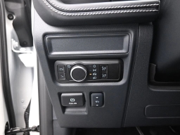 Ford F-150 Lightning Platinum 4WD SuperCrew 5.5' Box 2025