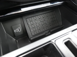 Ford F-150 Lightning Platinum 4WD SuperCrew 5.5' Box 2025