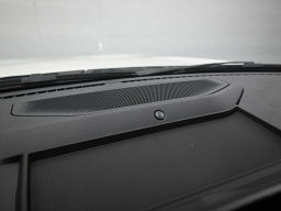 Ford F-150 Lightning Platinum 4WD SuperCrew 5.5' Box 2025