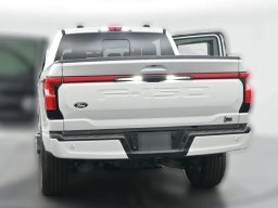 Ford F-150 Lightning Platinum 4WD SuperCrew 5.5' Box 2025