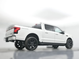 Ford F-150 Lightning Platinum 4WD SuperCrew 5.5' Box 2025