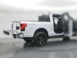 Ford F-150 Lightning Platinum 4WD SuperCrew 5.5' Box 2025