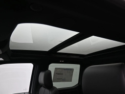 Ford F-150 Lightning Platinum 4WD SuperCrew 5.5' Box 2025