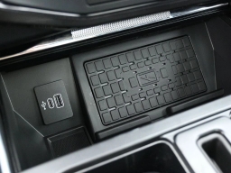 Ford F-150 Lightning Platinum 4WD SuperCrew 5.5' Box 2025