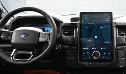 Ford F-150 Lightning Platinum 4WD SuperCrew 5.5' Box 2025