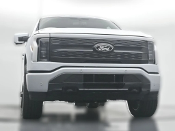 Ford F-150 Lightning Platinum 4WD SuperCrew 5.5' Box 2025