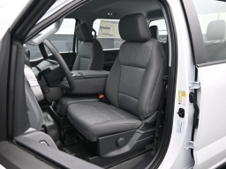 Ford Super Duty F-250 SRW XL 2WD Crew Cab 6.75' Box 2026