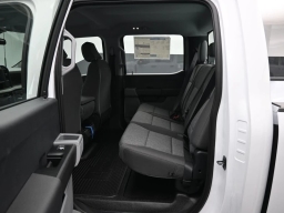 Ford Super Duty F-250 SRW XL 2WD Crew Cab 6.75' Box 2026