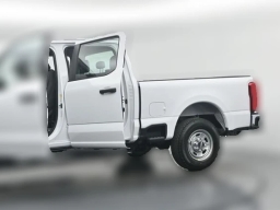 Ford Super Duty F-250 SRW XL 2WD Crew Cab 6.75' Box 2026