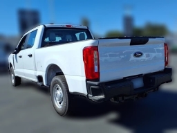 Ford Super Duty F-250 SRW XL 2WD Crew Cab 6.75' Box 2026