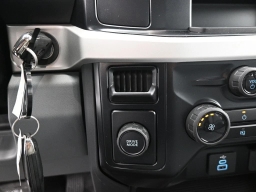 Ford Super Duty F-250 SRW XL 2WD Crew Cab 8' Box 2026