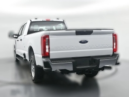 Ford Super Duty F-250 SRW XL 2WD Crew Cab 8' Box 2026