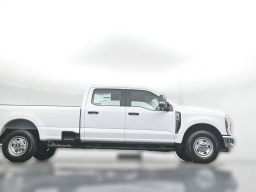 Ford Super Duty F-250 SRW XL 2WD Crew Cab 8' Box 2026