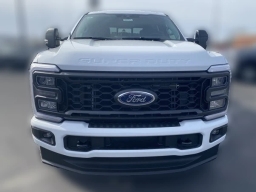 Ford Super Duty F-250 SRW XL 4WD Crew Cab 6.75' Box 2026