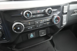 Ford Super Duty F-250 SRW XL 4WD Crew Cab 6.75' Box 2026